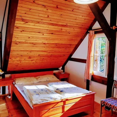 Large House With Private Garden And Sauna *