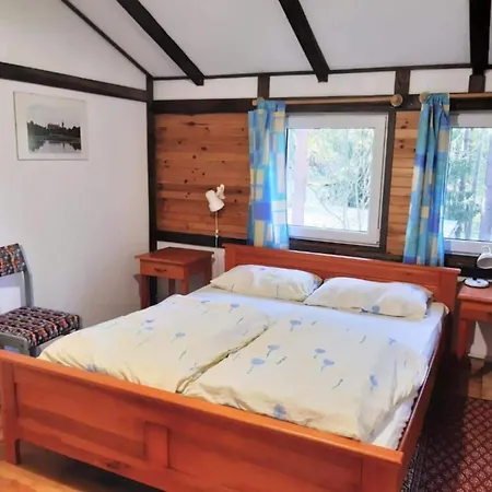 Large House With Private Garden And Sauna